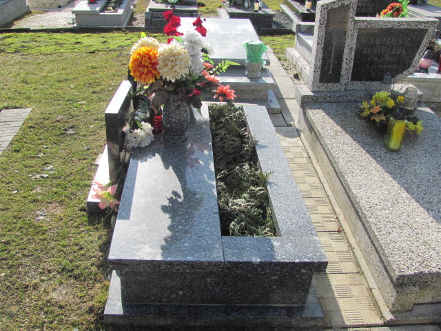 Grób Małgorzata Warmusz