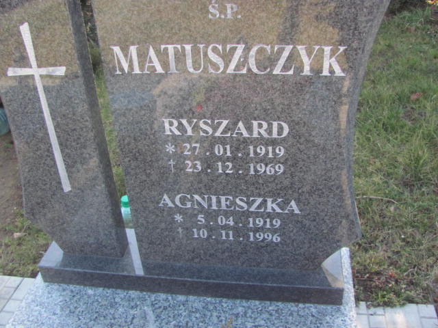 Agnieszka Matuszczyk 1919 Krzyżowice - Grobonet - Wyszukiwarka osób pochowanych